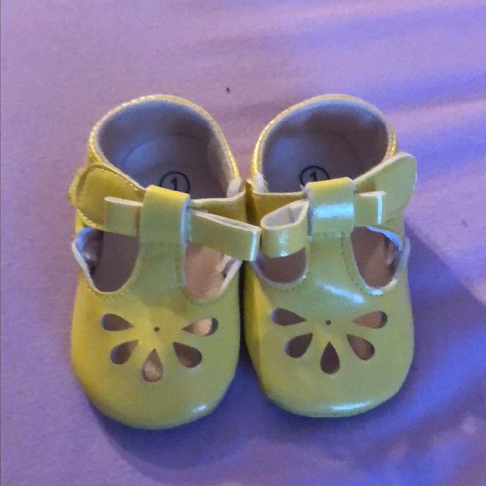 Baby shoes